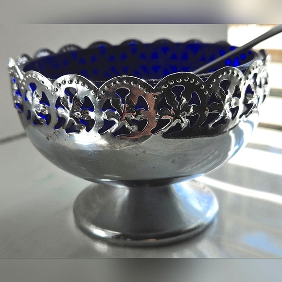 VINTAGE CELTIC QUALITY PLATE CO 3 PC PEDESTAL BOWL BLUE SILVER - Picture 2 of 8